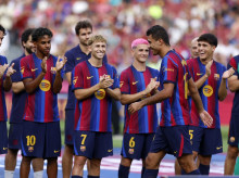 deportes/futbol/la-liga/20260823/elche-fc-barcelona-directo-sigue-segunda-jornada-laliga_451572
