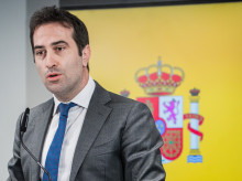espana/20260824/carlos-cuerpo-comparece-reunirse-presidente-ceuta-juan-jesus-vivas-directo_451638