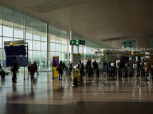 espana/cataluna/barcelona/20260824/detenido-llevar-30-kilos-cocaina-maleta-aeropuerto-barcelona_451704
