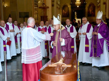 espana/comunidad-valenciana/20260824/arzobispo-valencia-preside-misa-exequial-sacerdote-emilio-aliaga-girbes-deanpresidente-cabildo-catedral-hasta-2015_451794
