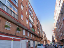 espana/castilla-y-leon/20260824/detienen-mujer-morderle-ceja-romperle-dedo-policia-valladolid_451848