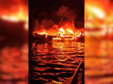 espana/galicia/20260825/rescatan-tres-tripulantes-palangrero-incendio-frente-estaca-bares-acabo-hundido_451946
