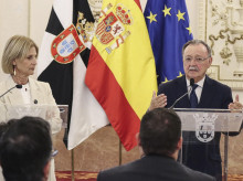 espana/20260825/vivas-afirma-ceuta-esta-uci-advierte-podria-entrar-bancarrota_452156