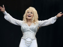 gente/20260826/equipo-dolly-parton-revela-causa-real-repentina-muerte_452247