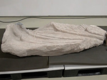 espana/andalucia/sevilla/20260826/hallazgo-arqueologico-puebla-cazalla-togado-romano-metro-medio-700-kilos_452321