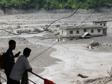 sociedad/sociedad-medio-ambiente/20260830/nepal-advierte-poblacion-crecida-zona-gran-riada-pide-extreme-precaucion_453431