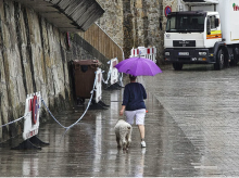 espana/galicia/20260827/tormenta-descarga-furia-sobre-galicia-1000-rayos-lluvias-hasta-74-litros-metro-cuadrado_452612