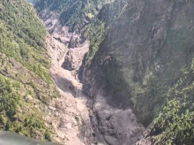 sociedad/sociedad-medio-ambiente/20260827/caos-miedo-alrededores-zona-afectada-riada-nepal_452822