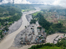 sociedad/sociedad-medio-ambiente/20260828/china-teme-rotura-gran-lago-formado-gran-riada-nepal_452914