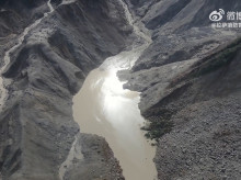 sociedad/sociedad-medio-ambiente/20260828/tres-millones-metros-cubicos-lago-formado-nepal-equivale-casi-100-piscinas-olimpicas_453004