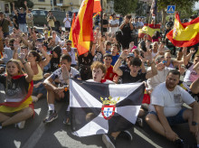 espana/20260828/vascos-constitucionalistas-piden-manifestarse-miercoles-san-sebastian-solidaridad-ceuta_453037