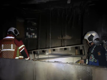 espana/madrid/20260830/bomberos-salvan-familia-dos-ninos-incendio-vivienda-navalcarnero-madrid_453456