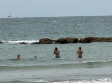 gente/20260830/francisco-rivera-pura-complicidad-hijos-carmen-curro-durante-vacaciones-playa_453512
