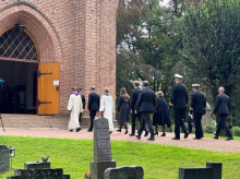 gente/20260831/noruega-rinde-emotivo-homenaje-rey-harald-v-iglesia-asker_453623