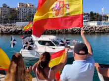 espana/20260831/flotilla-concentracion-motera-llenan-bahia-ceuta-banderas-espana_453627