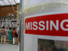 sociedad/sociedad-medio-ambiente/20260831/morgues-improvisadas-nepal-familiares-buscan-desaparecidos-entre-fotografias-cadaveres_453638