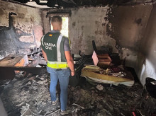 espana/comunidad-valenciana/20260831/prende-fuego-casa-dentro-guardia-civil-le-salva-vida-pueblo-valencia_453661