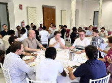 religion/20260903/seminario-vitoria-gana-champions-clerical_455129
