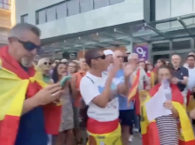 espana/galicia/20260904/psoe-exige-dimitir-alcaldesa-pp-insultos-pedro-sanchez-protesta-ceuta_455211