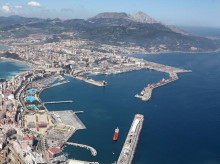 economia/20260905/puente-arrebata-ceuta-control-puerto-alojar-mil-inmigrantes_455685