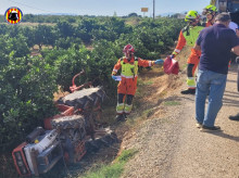 espana/comunidad-valenciana/20260907/hombre-resulta-herido-volcar-tractor-caer-talud-campo-localidad-valenciana-silla_455909