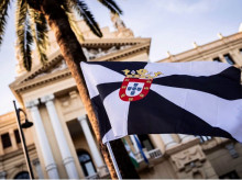 espana/andalucia/malaga/20260908/roban-bandera-ceuta-ayuntamiento-malaga-autor-huyo-bicicleta_456361