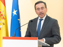 espana/20260909/jose-manuel-albaresatiende-medios-comunicacion-desde-bruselas-directo_456768