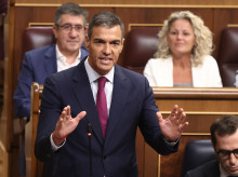 espana/20260909/sanchez-reconoce-le-llaman-perro-le-dice-abascal-no-tiene-amo_456775
