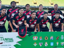 espana/la-voz-de-cordoba/deportes/20260909/paranaense-alza-mundialito-juvenil-cordoba_457211