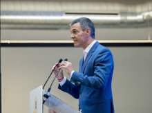 espana/20260910/sanchez-visita-instalaciones-empresa-aeroespacial-pld-space-elche-directo_457225