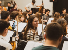espana/comunidad-valenciana/20260910/becas-caixabank-crecen-hasta-275000-euros-apoyar-alumnado-escuelas-musica-valencianas_457338