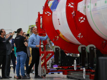 ciencia/20260910/sanchez-aprovecha-visita-pld-space-presumir-gestionhemos-aumentado-inversion-60_457326