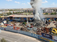 espana/la-voz-de-cordoba/actualidad/20260910/bomberos-movilizan-dos-parques-sofocar-fuego-planta-chatarra-residuos-peligrosos_457514