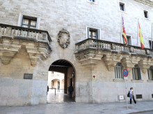 espana/baleares/20260912/pu-guarra-solo-falta-te-paguen-piden-27-anos-prision-hombre-violar-hijastra-durante-15-anos_458060