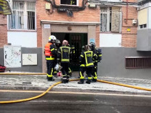 espana/madrid/20260913/bomberos-extinguen-fuego-vivienda-ciudad-lineal-salda-siete-heridos_458228