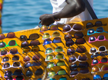espana/baleares/20260913/gafas-sol-dosis-cocaina-cazado-top-manta-menudeo-playa-palma_458248