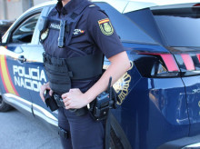 espana/galicia/20260913/joven-20-anos-denuncia-agresion-sexual-grupal-vigo-policia-busca-presuntos-autores_458312