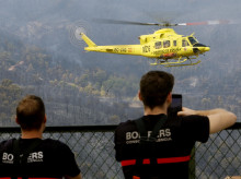 espana/comunidad-valenciana/20260916/viento-complica-incendio-forestal-tuejar-arrasar-880-hectareas_459318