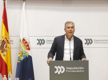 espana/galicia/20260916/rafa-dominguez-pide-excedencia-como-medico-volcarse-cuerpo-alma-recuperar-alcaldia-pontevedra_459534
