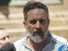 espana/cataluna/20260918/abascal-ve-absolutamente-dantescas-imagenes-traslado-migrantes-puerto-ceuta_460306