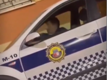 motor/20260919/policia-local-pueblo-valenciano-no-da-credito-joven-roba-coche-patrulla-estrella-furgoneta_460311