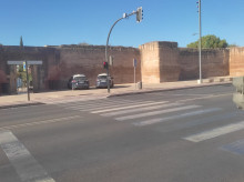 espana/la-voz-de-cordoba/actualidad/20260920/dos-coches-policia-nacional-intervienen-jardin-poetas-ante-hombre-alterado_460689