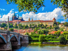 estilo-vida/viajar/20260922/10-castillos-palacios-populares-europa-2026-hay-dos-espanoles_461014