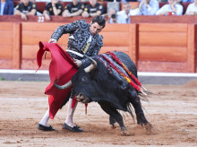 cultura/20260921/morante-puebla-no-toreara-este-martes-logrono-lumbalgia_461251