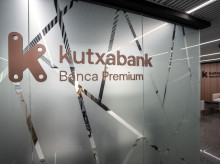 espana/la-voz-de-cordoba/economia/20260924/kutxabank-amplia-presencia-cordoba-reforzando-servicios-gestion-patrimonial_462250