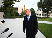 internacional/20260924/trump-impide-acceso-cnn-politico-casa-blanca-pese-juez-levanto-veto_462436