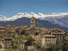 estilo-vida/viajar/20260927/10-pueblos-montana-espana-escapada-otono_462470