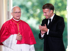 religion/20260925/francia-recibe-papa-leon-xiv-paris-directo_462682