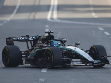deportes/formula-1/20260926/russell-gana-decima-azerbaiyan-sainz-acaba-puntos-cuarta-vez_463190