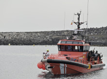 espana/20260928/rescatan-canarias-368-inmigrantes-iban-tres-cayucos_463442
